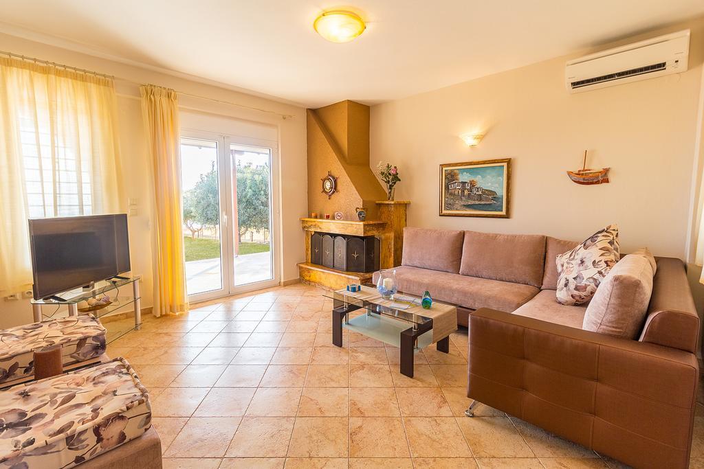 Villa Nefeli Akti Salonikiou B Ágios Nikólaos Exteriér fotografie